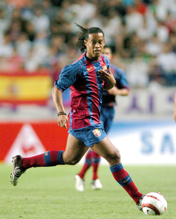 球未进的尴 球未进的尴