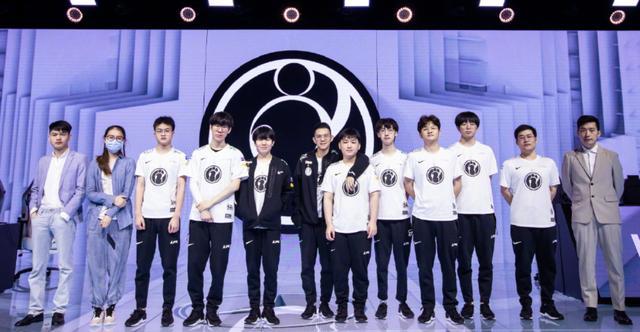 清晨与夜场 清晨与夜场