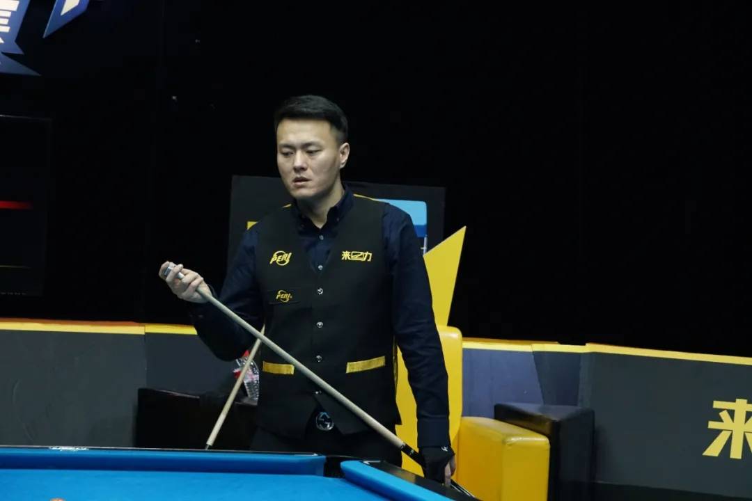 牌前必须稳 牌前必须稳